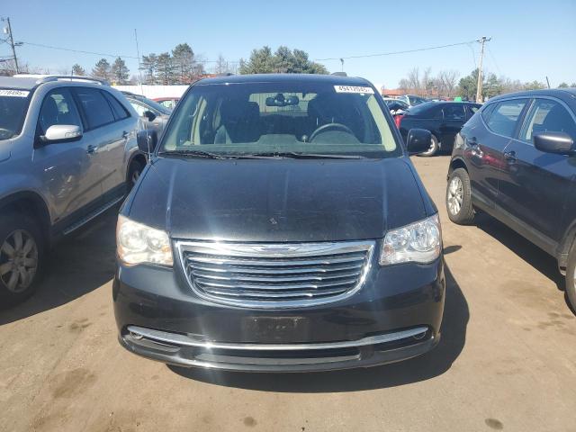 Photo 5 from auction – 2016 CHRYSLER TOWN & COU with VIN 2C4RC1BG7GR297444