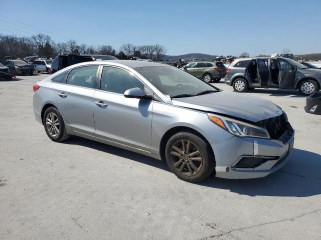 Photo 4 from auction – 2017 HYUNDAI SONATA SE with VIN 5NPE24AF4HH442577