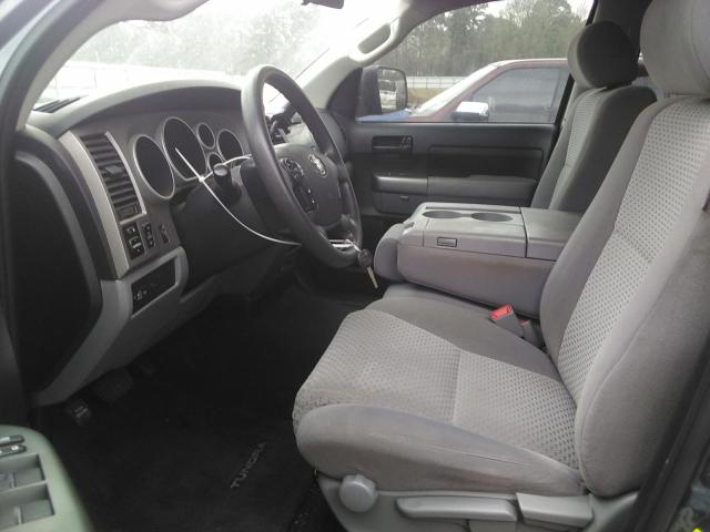 Photo 7 from auction – 2012 TOYOTA TUNDRA CRE with VIN 5TFEM5F17CX050428