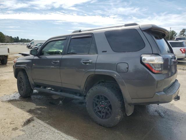 Photo 2 from auction – 2020 TOYOTA 4RUNNER SR with VIN JTEBU5JR9L5805876