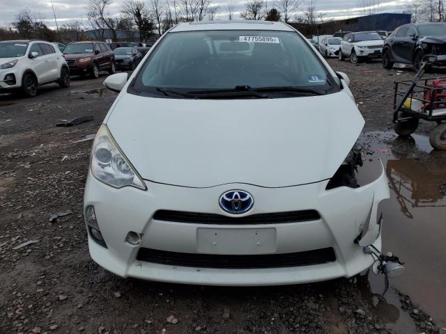 Photo 5 from auction – 2013 TOYOTA PRIUS C with VIN JTDKDTB35D1046140