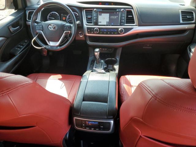 Photo 8 from auction – 2018 TOYOTA HIGHLANDER with VIN 5TDJZRFH1JS894696