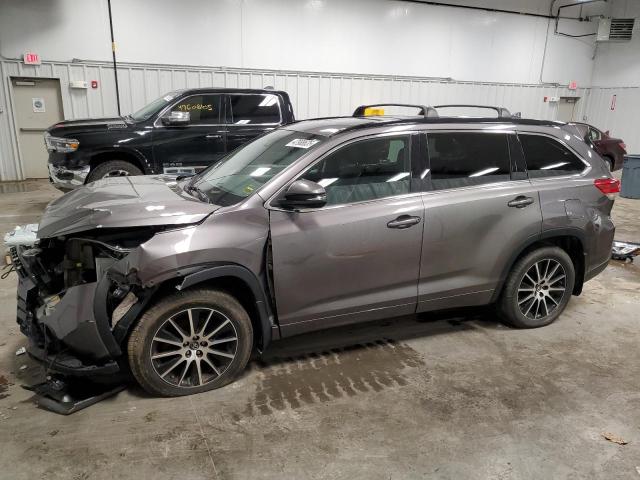 TOYOTA HIGHLANDER 2017 with VIN 5TDJZRFH7HS463340 - Photo from auction