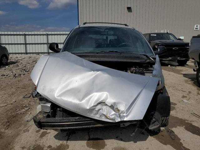 Photo 5 from auction – 2005 CHRYSLER TOWN & COU with VIN 1C4GP45R95B141122