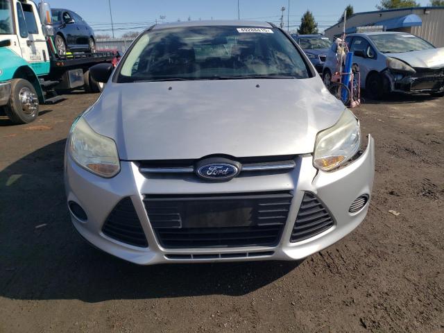 Снимка 5 от търг – 2013 FORD FOCUS S с VIN 1FADP3E27DL217760