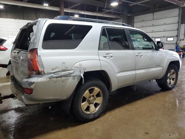 Photo 3 from auction – 2004 TOYOTA 4RUNNER SR with VIN JTEBU14R440042216