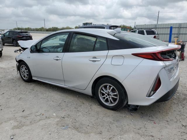 Photo 2 from auction – 2017 TOYOTA PRIUS PRIM with VIN JTDKARFPXH3039879