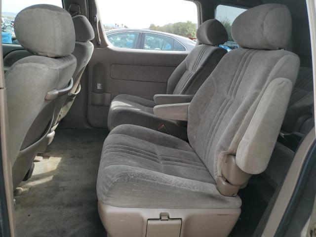 Photo 11 from auction – 2000 TOYOTA SIENNA LE with VIN 4T3ZF13C0YU231540