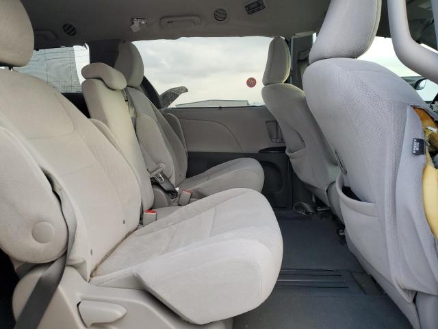 Photo 11 from auction – 2015 TOYOTA SIENNA LE with VIN 5TDKK3DC4FS664090