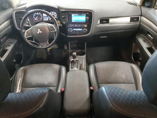 Photo 8 from auction – 2015 MITSUBISHI OUTLANDER with VIN JA4AZ3A35FZ011627