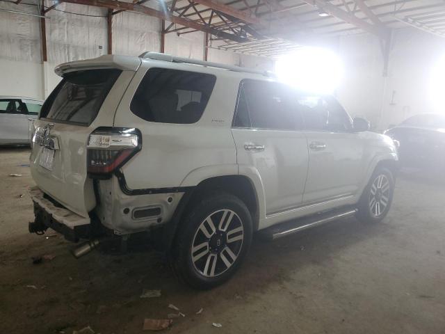 Photo 3 from auction – 2015 TOYOTA 4RUNNER SR with VIN JTEBU5JR8F5252254