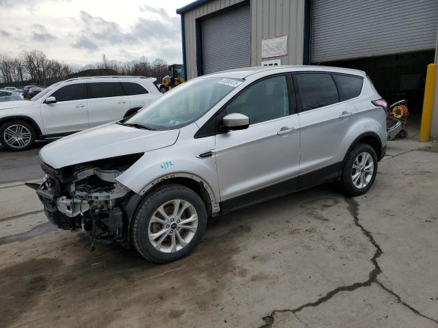 FORD ESCAPE SE 2017 с VIN 1FMCU9GD2HUC45641 - Снимка от търг