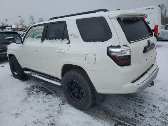 Photo 2 from auction – 2020 TOYOTA 4RUNNER SR with VIN JTEBU5JR4L5744274