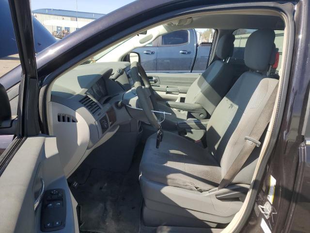 Photo 7 from auction – 2010 CHRYSLER TOWN & COU with VIN 2A4RR2D17AR423526