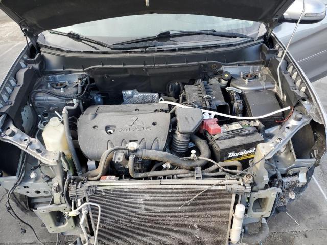 Photo 12 from auction – 2015 MITSUBISHI OUTLANDER with VIN 4A4AP4AW5FE048172