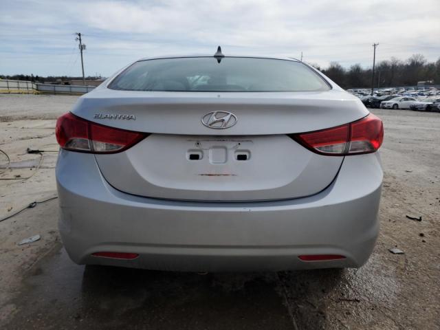 Photo 6 from auction – 2012 HYUNDAI ELANTRA GL with VIN 5NPDH4AE6CH066670