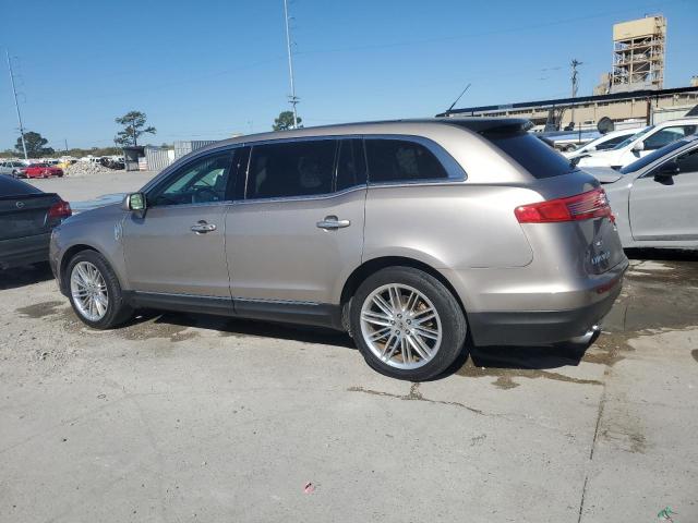 Photo 2 from auction – 2018 LINCOLN MKT with VIN 2LMHJ5AT9JBL00948