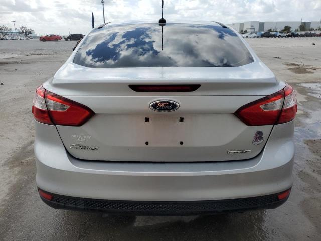 Снимка 6 от търг – 2013 FORD FOCUS S с VIN 1FADP3E28DL202927