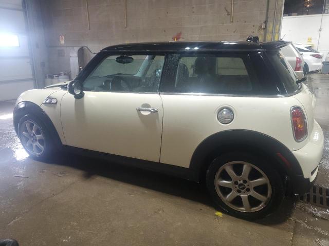 Photo 2 from auction – 2009 MINI COOPER S with VIN WMWMF73569TW85596