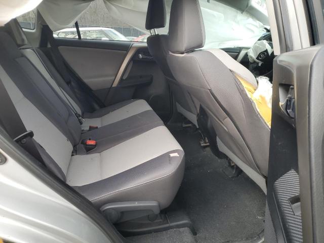 Photo 11 from auction – 2015 TOYOTA RAV4 XLE with VIN 2T3RFREV5FW364207