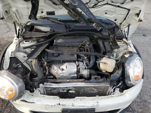 Снимка 11 от търг – 2011 MINI COOPER S с VIN WMWSV3C54BTY14010