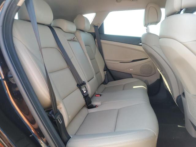 Photo 11 from auction – 2017 HYUNDAI TUCSON LIM with VIN KM8J3CA43HU464883