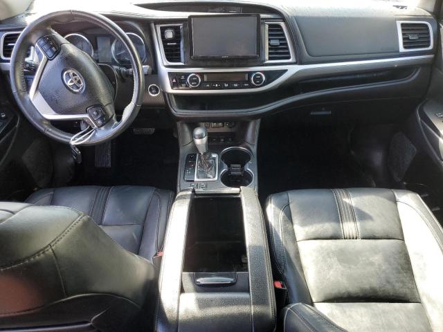 Photo 8 from auction – 2018 TOYOTA HIGHLANDER with VIN 5TDJZRFH0JS559039