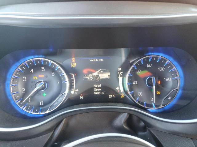 Photo 9 from auction – 2017 CHRYSLER PACIFICA T with VIN 2C4RC1EG9HR541804