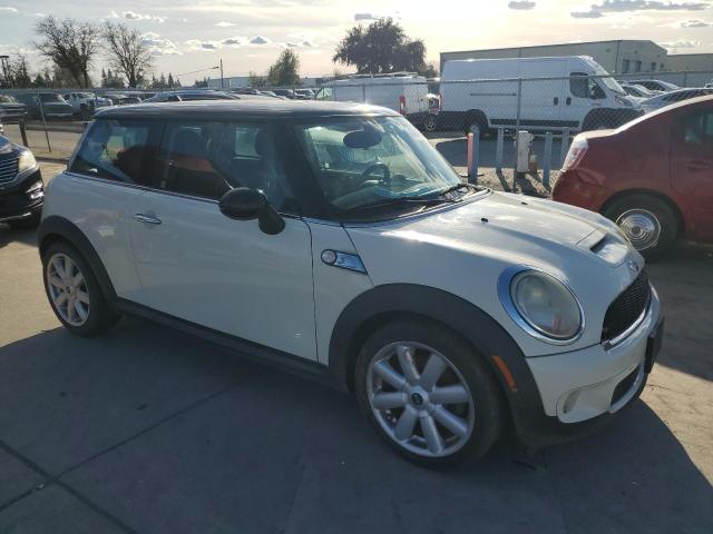 Photo 4 from auction – 2008 MINI COOPER S with VIN WMWMF73528TV35922
