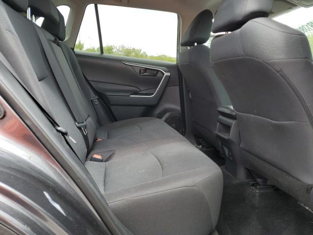 Photo 11 from auction – 2021 TOYOTA RAV4 LE with VIN 2T3H1RFVXMC131592