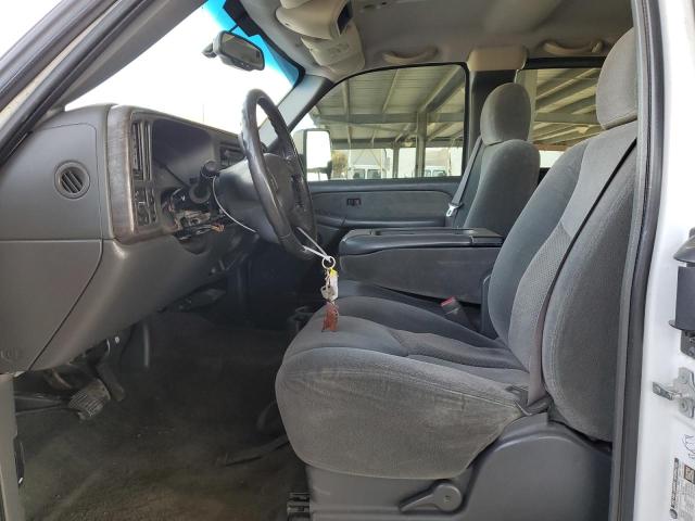 Photo 7 from auction – 2004 GMC SIERRA C25 with VIN 1GTHC29U14E392068