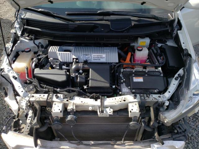 Photo 12 from auction – 2015 TOYOTA PRIUS V with VIN JTDZN3EU2FJ029833