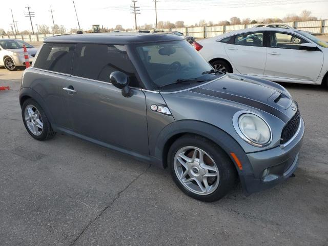 Photo 4 from auction – 2009 MINI COOPER S with VIN WMWMF73539TT95901