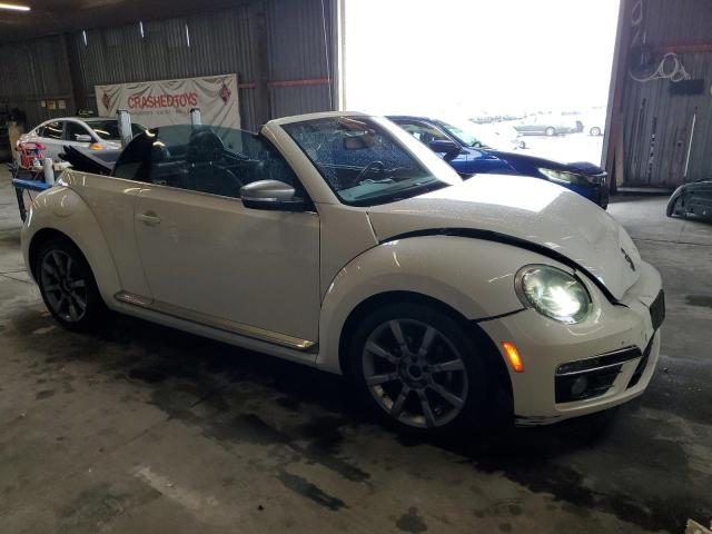 Photo 4 from auction – 2014 VOLKSWAGEN BEETLE with VIN 3VW5L7AT8EM817815