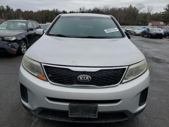 Photo 5 from auction – 2014 KIA SORENTO LX with VIN 5XYKT3A67EG445972
