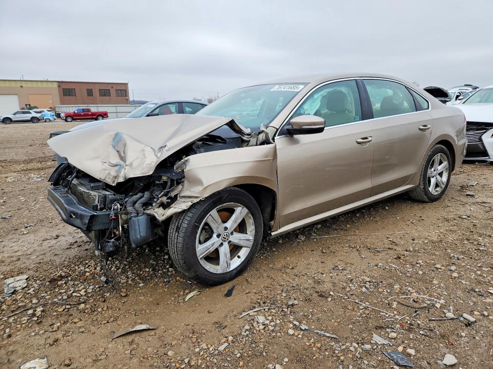 VOLKSWAGEN PASSAT 2015 with VIN 1VWBV7A35FC049453 - Photo from auction