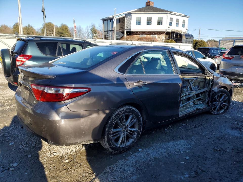 Photo 3 from auction – 2015 TOYOTA CAMRY with VIN 4T1BF1FK5FU087378