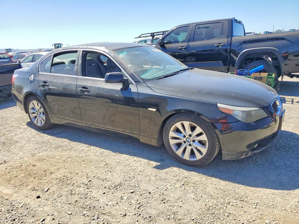Foto 4 de la subasta – 2006 BMW 530 con VIN WBANE73516CM41941