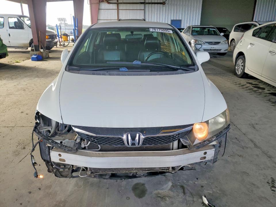 Photo 5 from auction – 2009 HONDA CIVIC with VIN 19XFA16679E025359