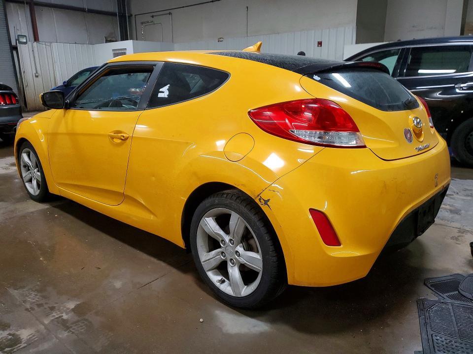 Photo 2 from auction – 2014 HYUNDAI VELOSTER with VIN KMHTC6AD3EU200410