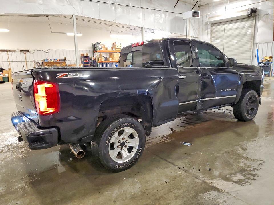 Photo 3 from auction – 2017 CHEVROLET SILVERADO with VIN 1GCVKSEC7HZ378547