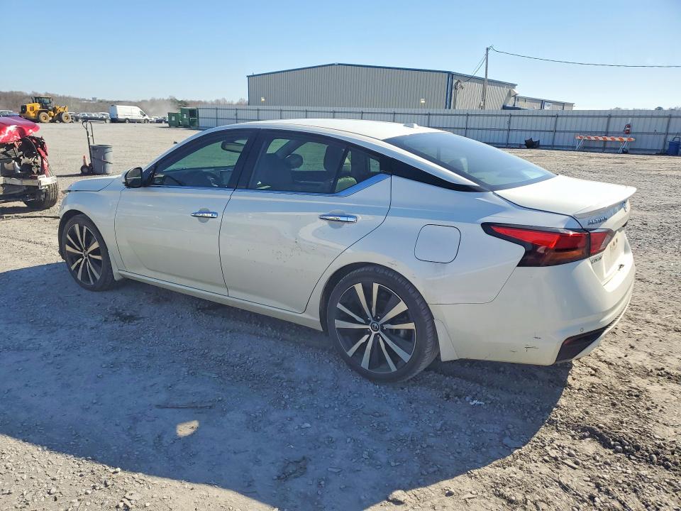 Photo 2 from auction – 2020 NISS ALTIMA with VIN 1N4BL4FV4LC184023