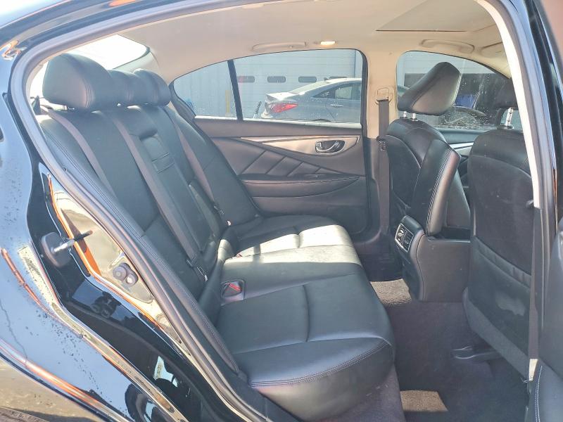 Photo 10 from auction – 2015 INFINITI Q50 with VIN JN1BV7AR2FM410822