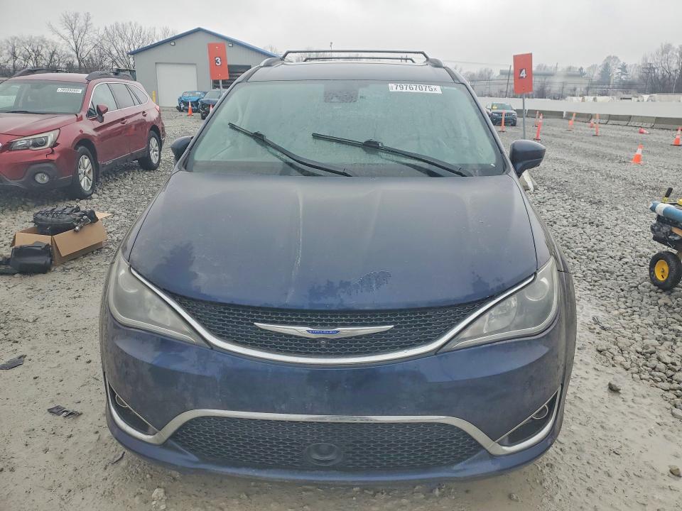 Photo 5 from auction – 2019 CHRYSLER PACIFICA with VIN 2C4RC1BG2KR666171