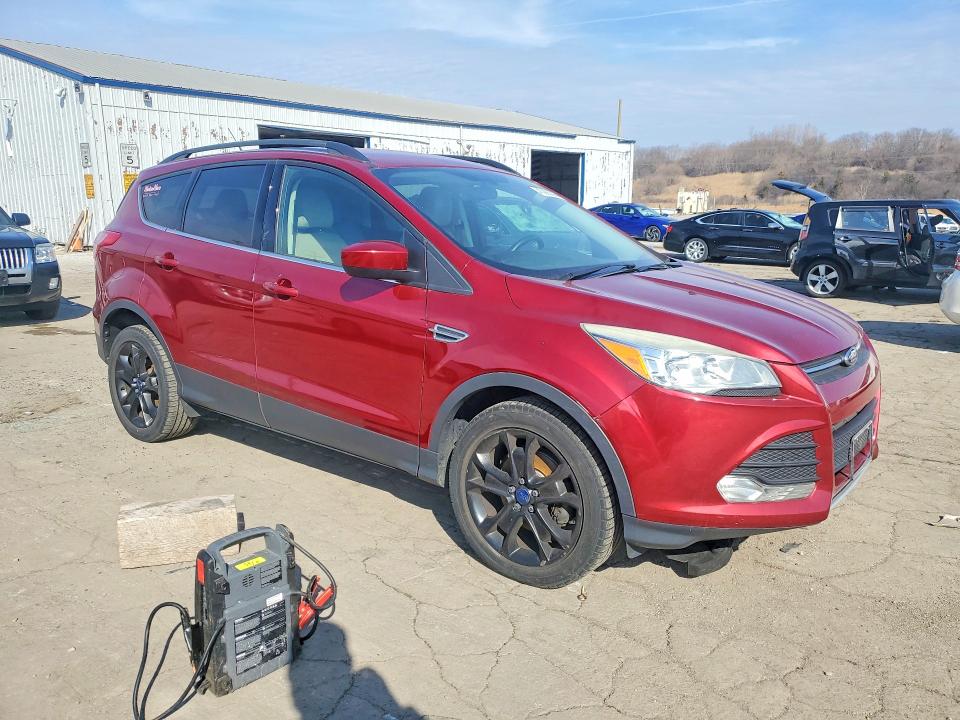 Photo 4 from auction – 2014 FORD ESCAPE with VIN 1FMCU0GX6EUD76847