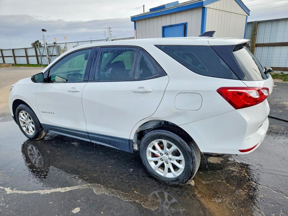 Photo 2 from auction – 2019 CHEVROLET EQUINOX with VIN 2GNAXHEV6K6104058