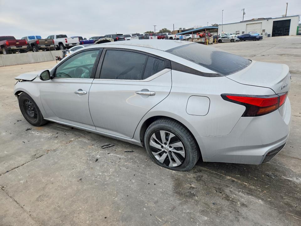 Photo 2 from auction – 2020 NISSAN ALTIMA with VIN 1N4BL4BVXLC248698