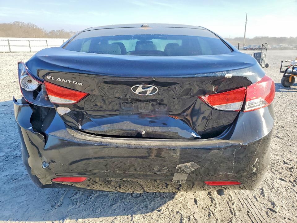 Photo 6 from auction – 2012 HYUNDAI ELANTRA with VIN KMHDH4AE0CU397603