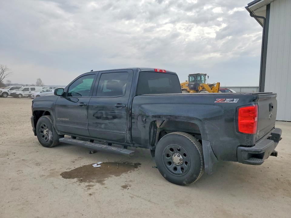 Photo 2 from auction – 2017 CHEVROLET SILVERADO with VIN 3GCUKREC6HG458247