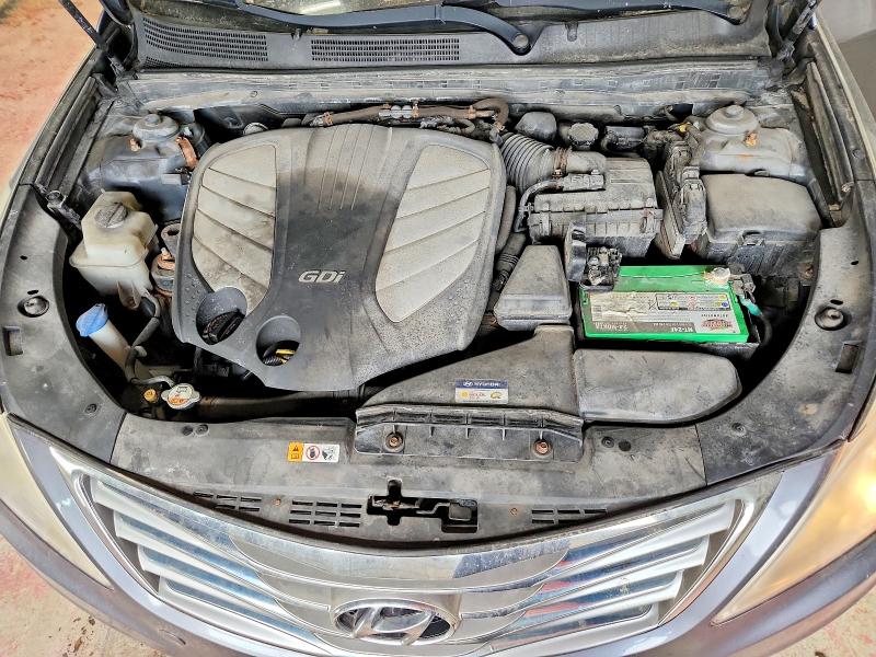 Photo 11 from auction – 2012 HYUNDAI AZERA with VIN KMHFG4JG5CA183995